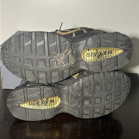 Nike Air Max Torch 4 Mens Size 9.5 Black Metallic Gold Running Shoes CN2159-002 - Picture 10 of 10